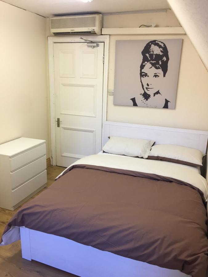 Amity Hostel London Bagian luar foto